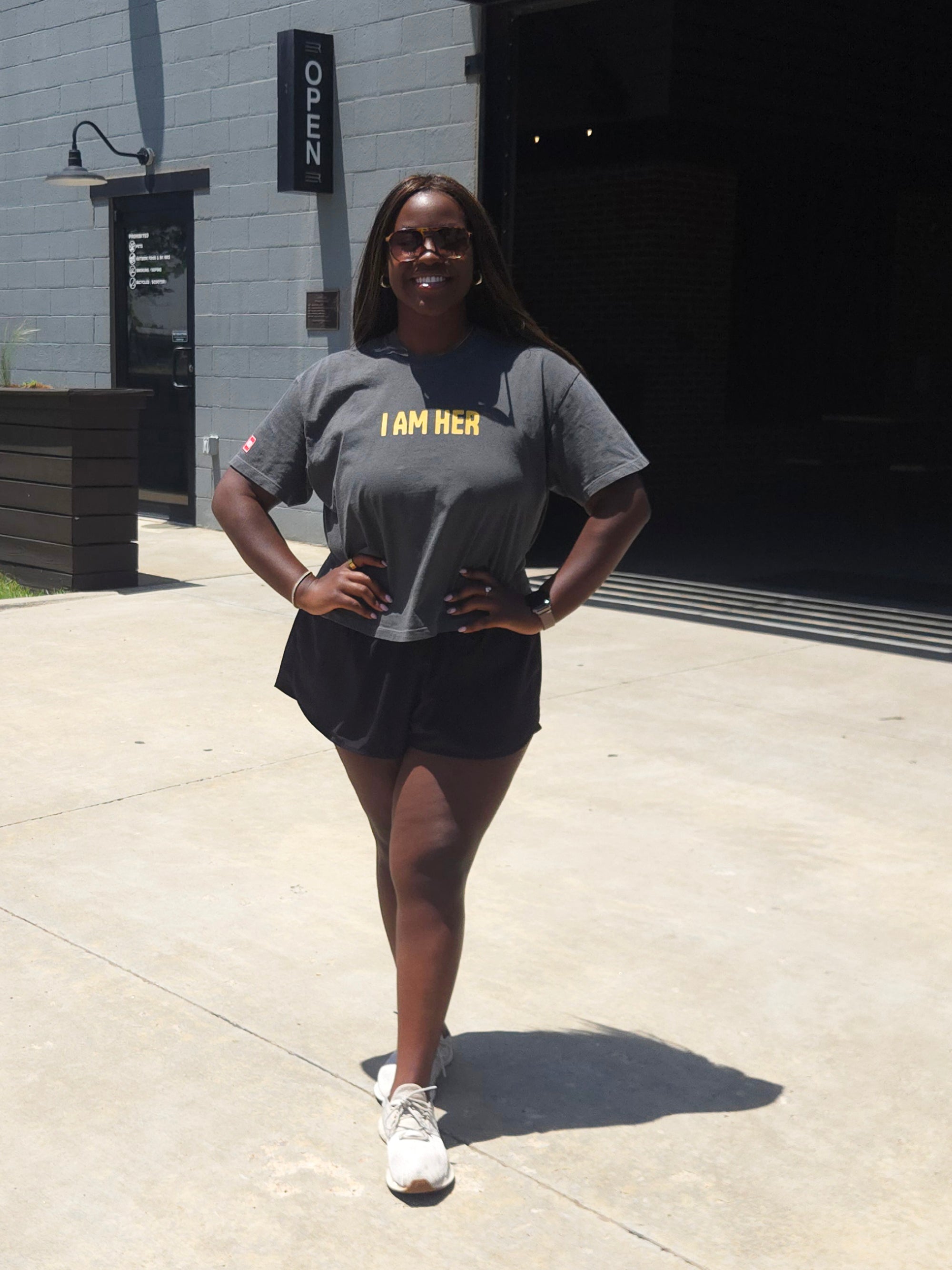 I AM HER Cropped Tee - Faded Black